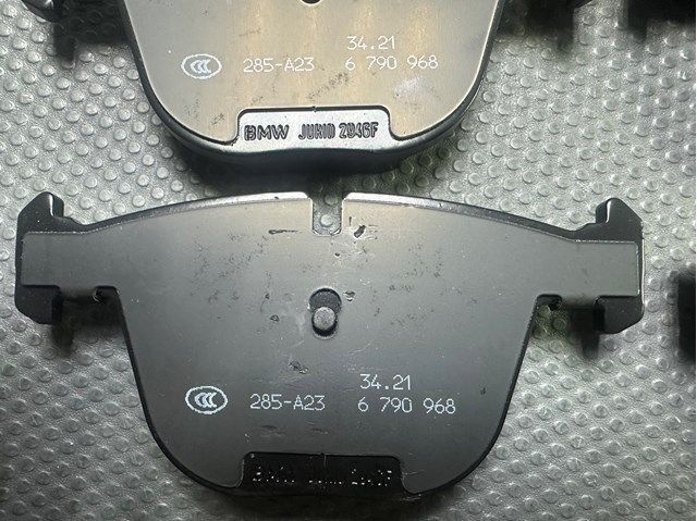 Колодки тормозные задние (комплект) BMW (34216790966) 34216790966 фото