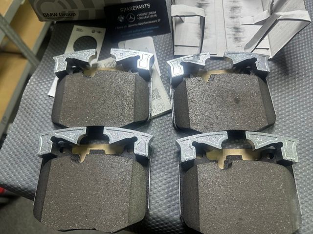 Колодки переднии G01/G02/G11/G12/G30/G31/G32 плоский  балансир BMW (34116889570) 34116889570 фото