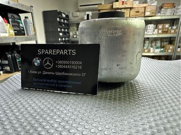 Сайлентблок переднього важеля Mercedes-Benz (A2973333800) A2973333800 фото