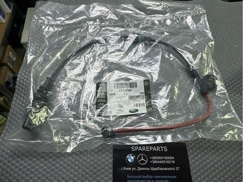 Датчик зносу колодок задній Range Rover L460 (LR153546) LR153546 фото
