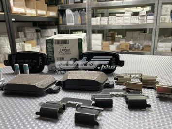 Колодки гальмівні задні Freelander II Land Rover (LR003657) LR003657 фото